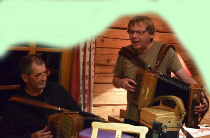 accordeon gîte le vieux madrier la clusaz